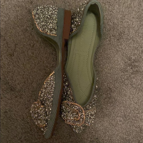 Embellished Women's Flats - Picture 2 of 3